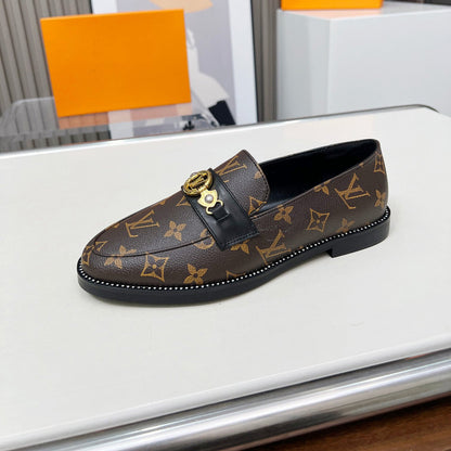 New Fashion V Logo Leather Women's ShoesXC052025021804