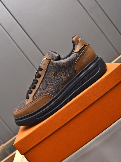 New Luxury V Logo Casual Snekaers XC0424092002
