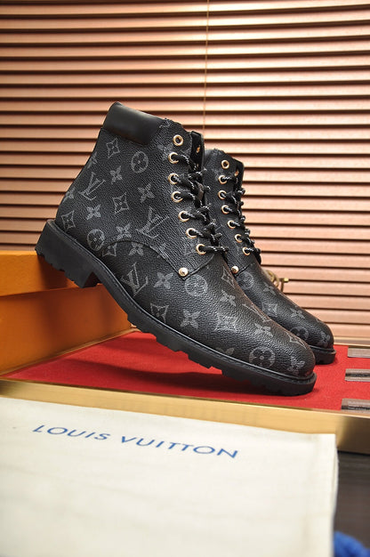 Fashion Casual New Style Men's Comfortable Sneakers Shoes Boots V26