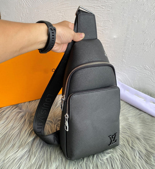 Black Leather High Quality V Logo Fashion Bags-XC052023090401