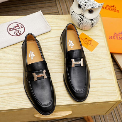 Classic leather anti-slip on shoes XC0224061101