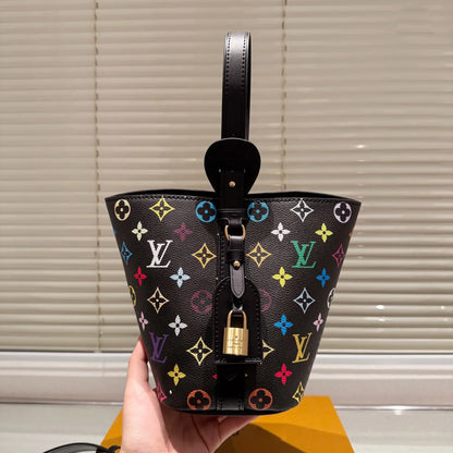 Fashion and versatile handbag 1025011514
