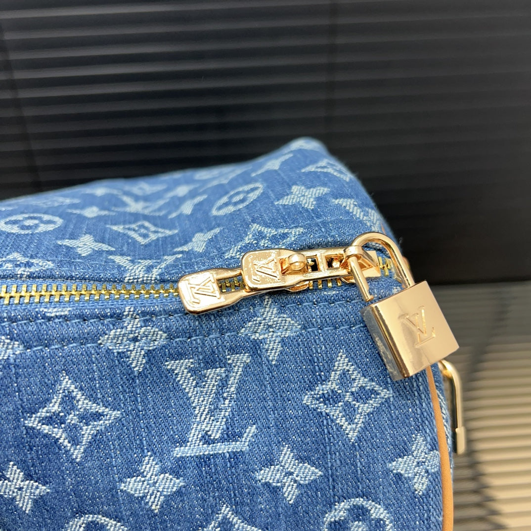 25 New Denim Co-branded keepall crossbody travel bag 0425040919