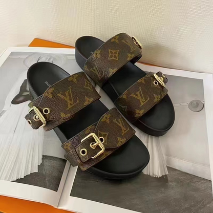 NEW V LOGO PRINTED SANDALSFASHION CASUAL BEACH ELIPFLOPS